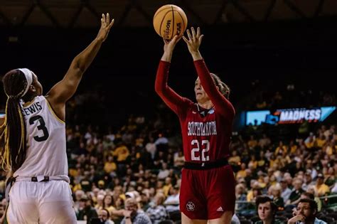 chlie lamb|Inside South Dakota basketball's quest for an NCAA tournament win.